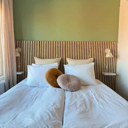 Apartmán Hyvin Varusteltu City-studio Turun Linnan Kupeessa Ja Autopaikka *